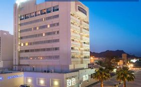 Al Falaj Hotel